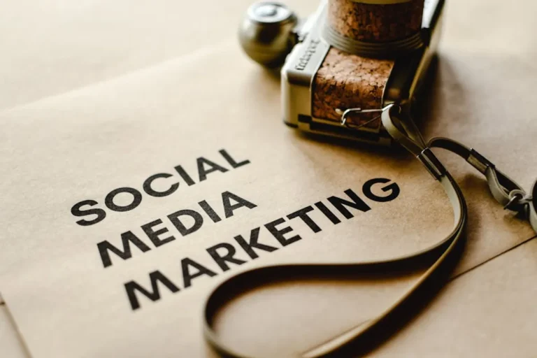 Best Social Media Calendar Ideas for Couples and Creators