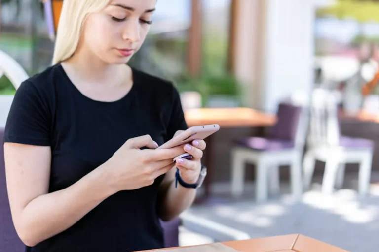 Flirty Text Abbreviations Explained for Beginners
