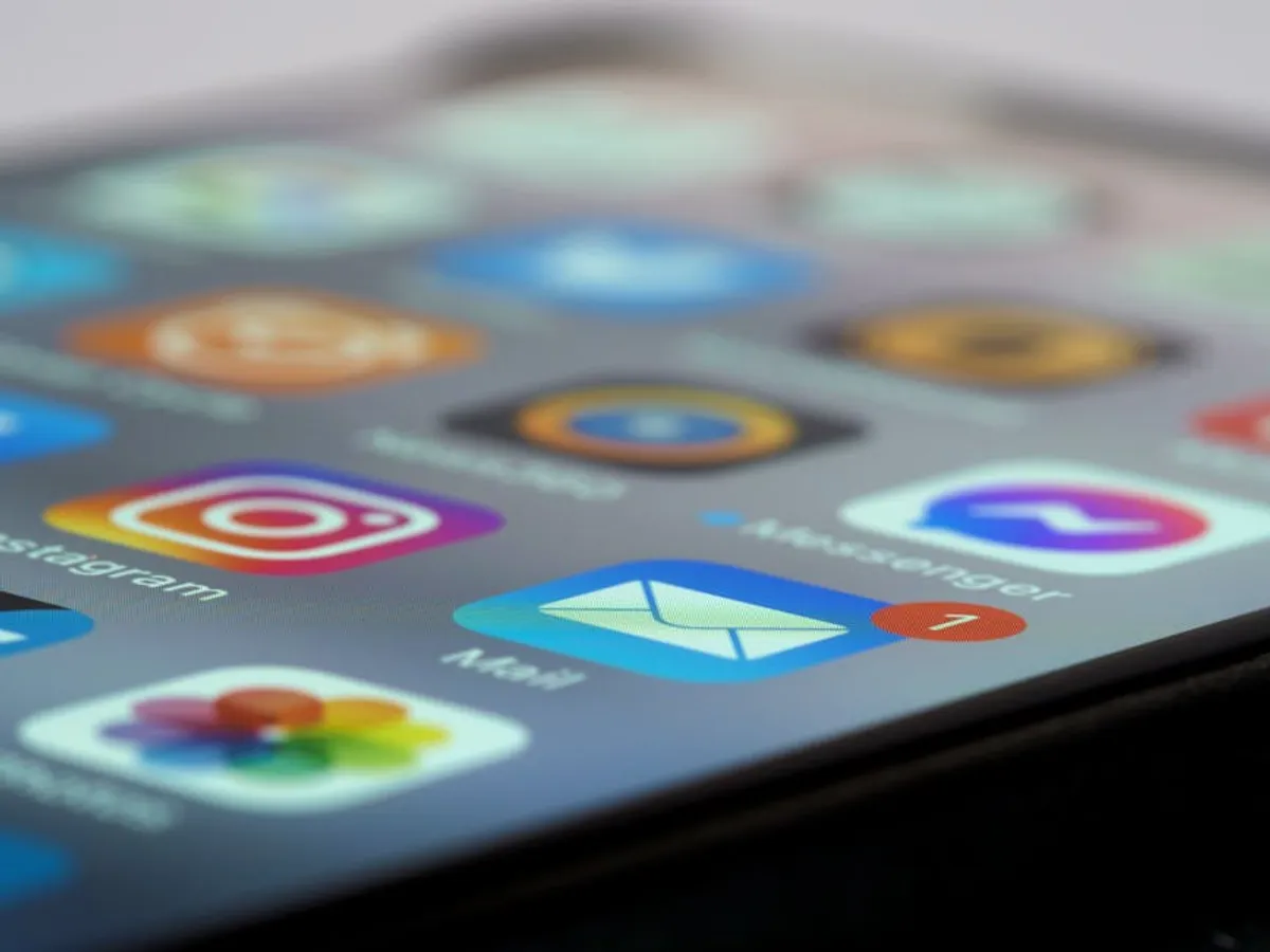 Free Instagram Followers: What It Is, How It Works, and Safer Alternatives