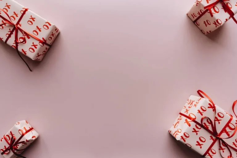 Valentine’s Gift Guide Content Ideas for Social Platforms